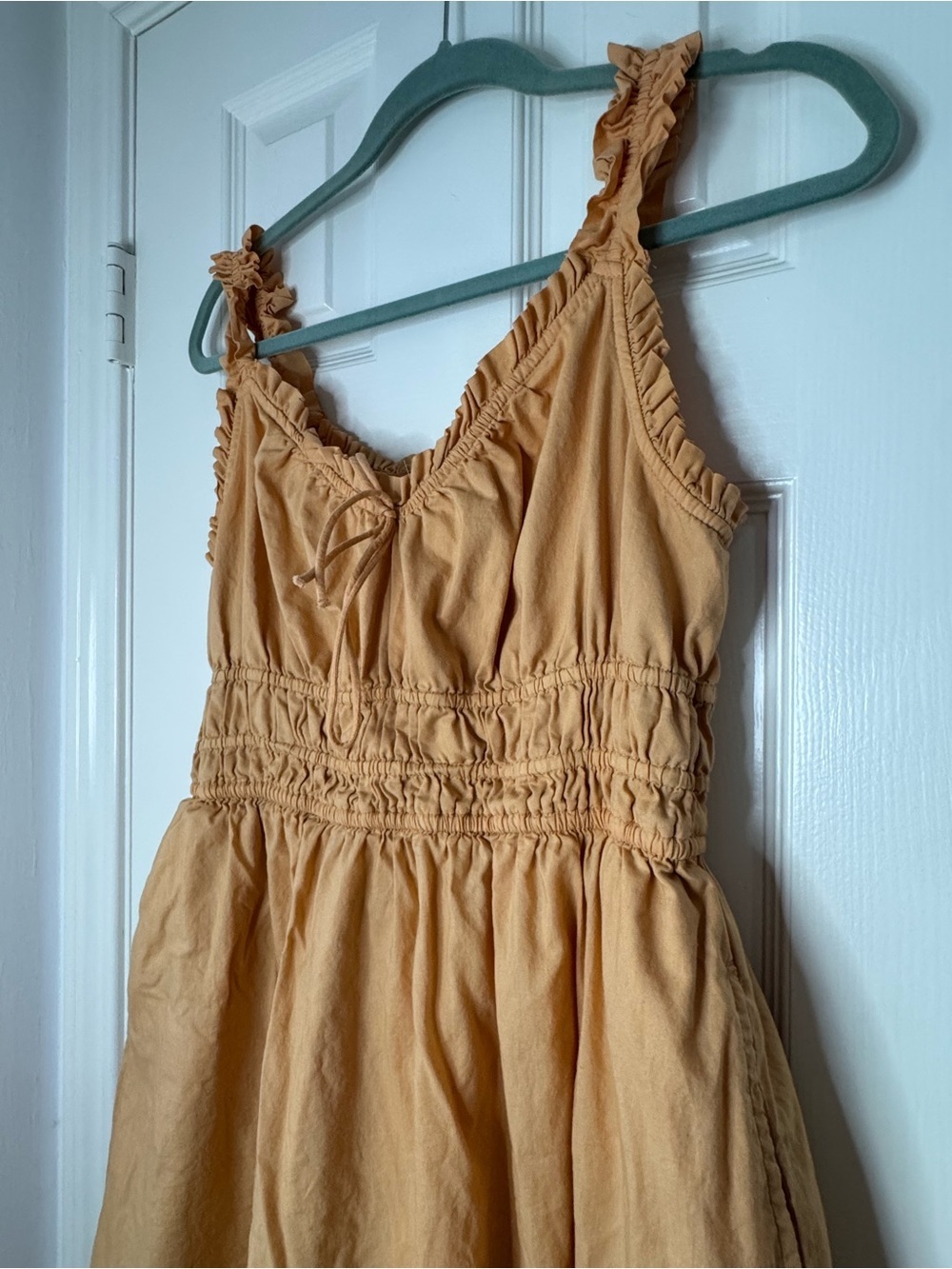 Old Navy Peach Ruffle-Trim Midi Dress - Picture 4 of 6
